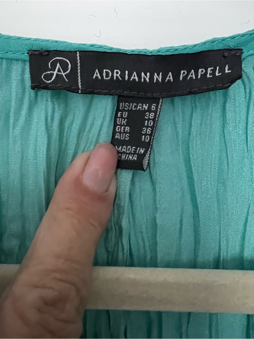 Sleeveless V-Neck Crinkled Midi Dress in Teal - Picture 5 of 5